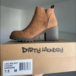Size 7.5 women’s brown bootie